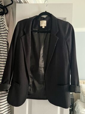 Black relaxed blazer